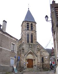 Dampierre-en-Yvelines Église1.jpg