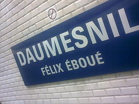 Daumesnil metro.jpg