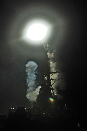 USS Barry fires Tomahawk missile Libya.png