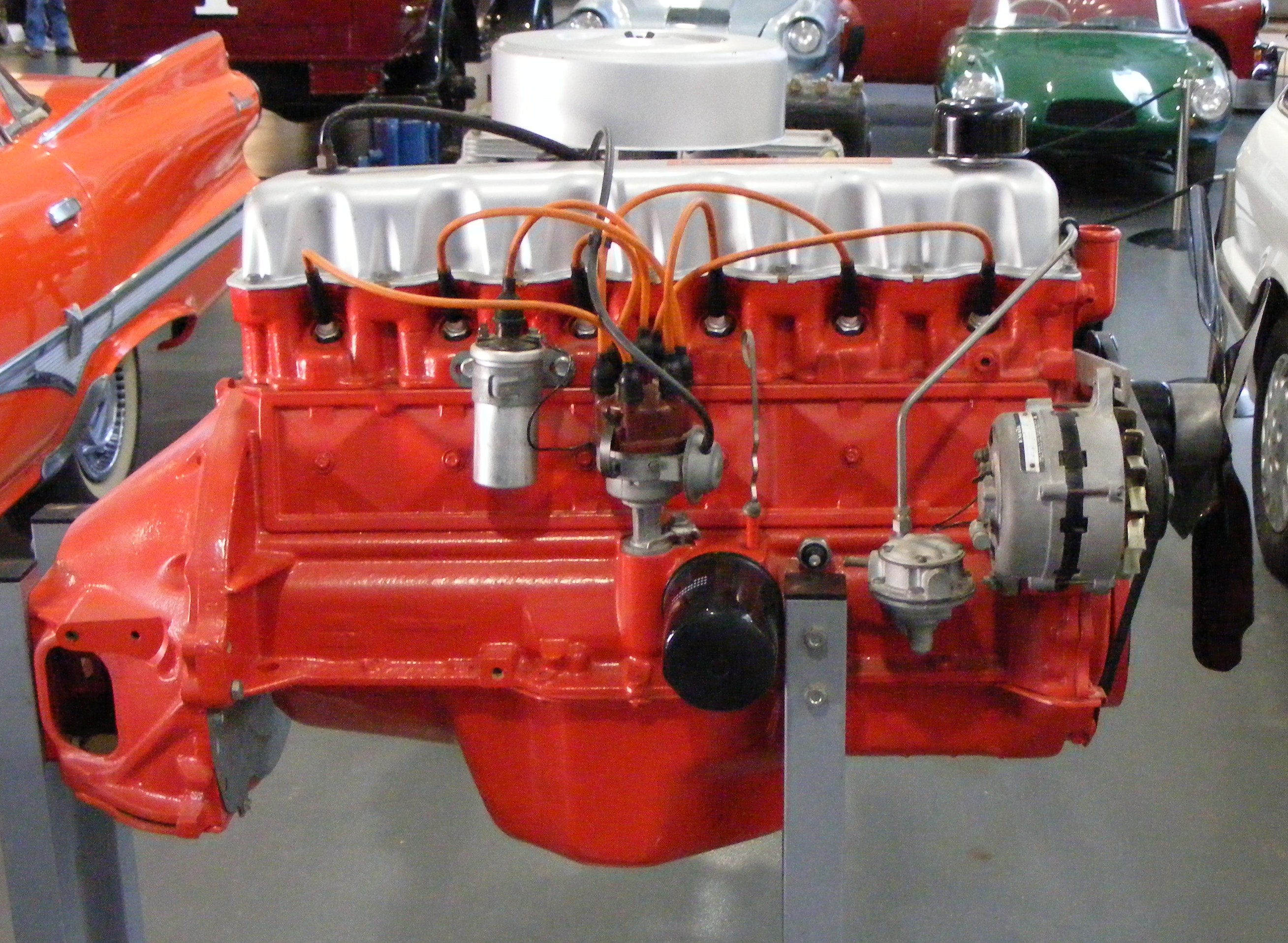 Chrysler hemi-6 engine