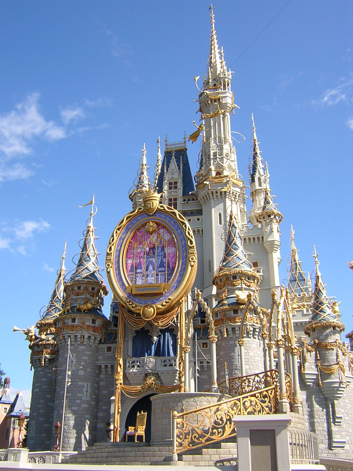 Magic_Kingdom_Cinderella_Castle_50TH.jpg