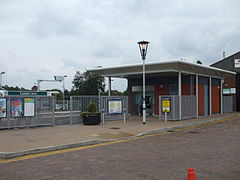 Coulsdon Town station building.JPG.jpg