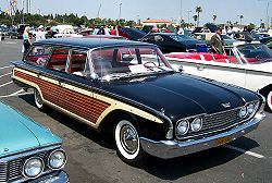 1960 Ford Country Squire