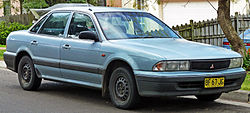 1991-1994 Mitsubishi TR Magna GLX sedan 02.jpg
