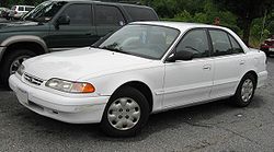 1995-1996 Hyundai Sonata (US)