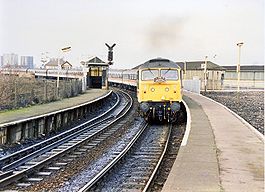 Miles Platting railway station in 1989.jpg