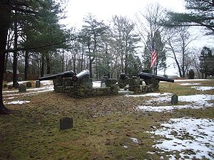 Miles standish grave in Duxbury Massachusetts.JPG